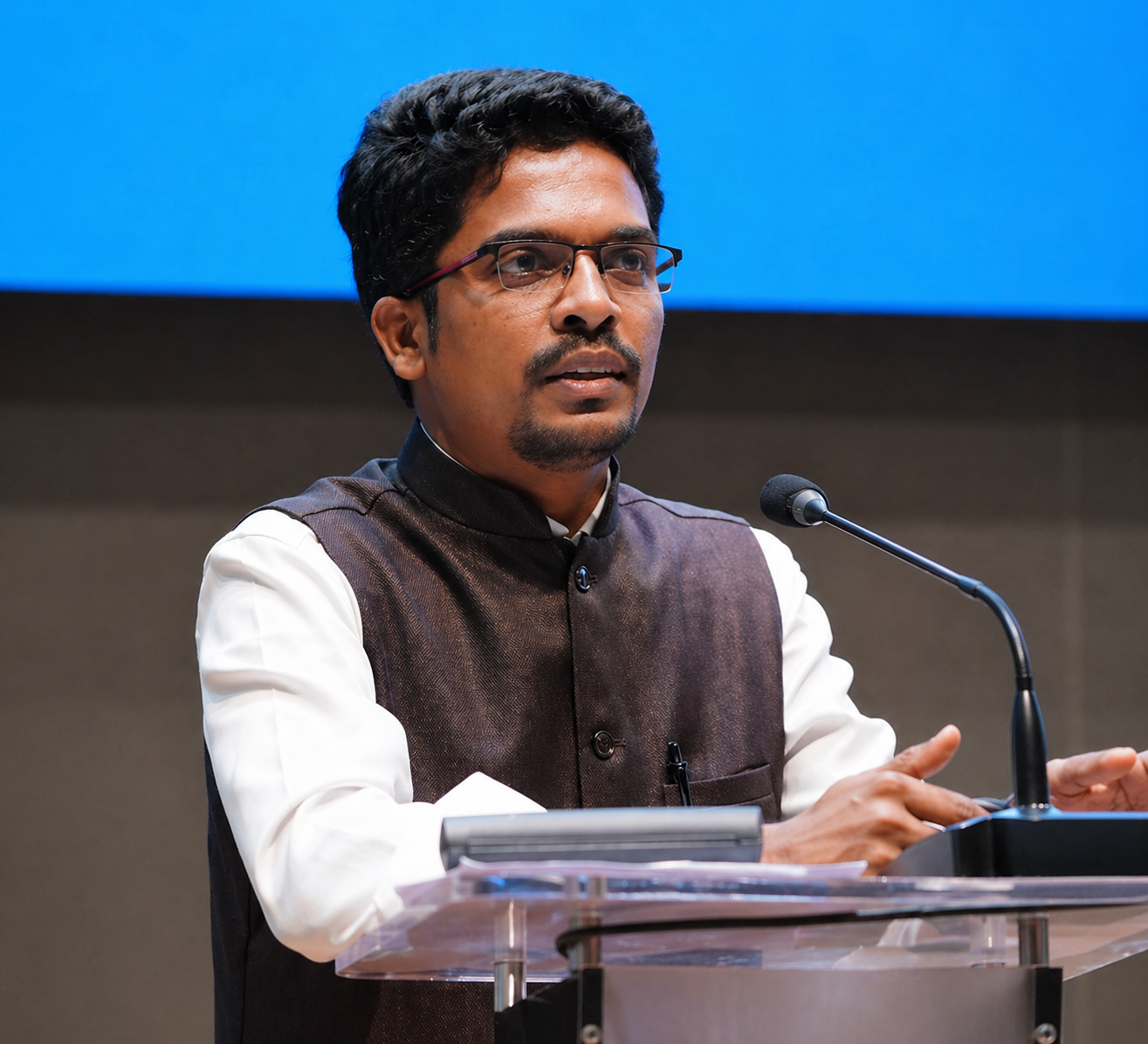 Mr Varaprasad (Jai) Singireddy